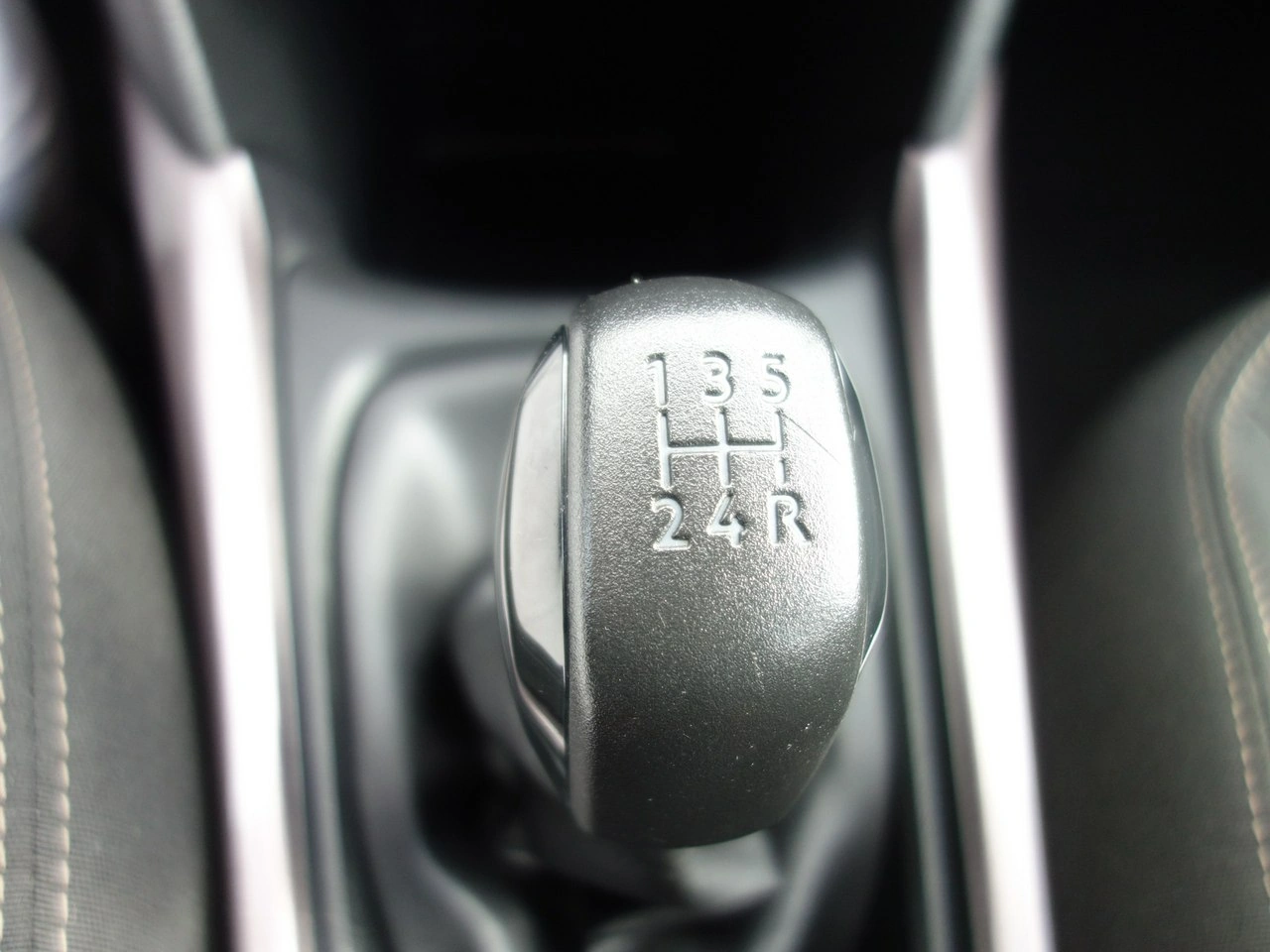 Peugeot 2008 - Zdjęcie 18