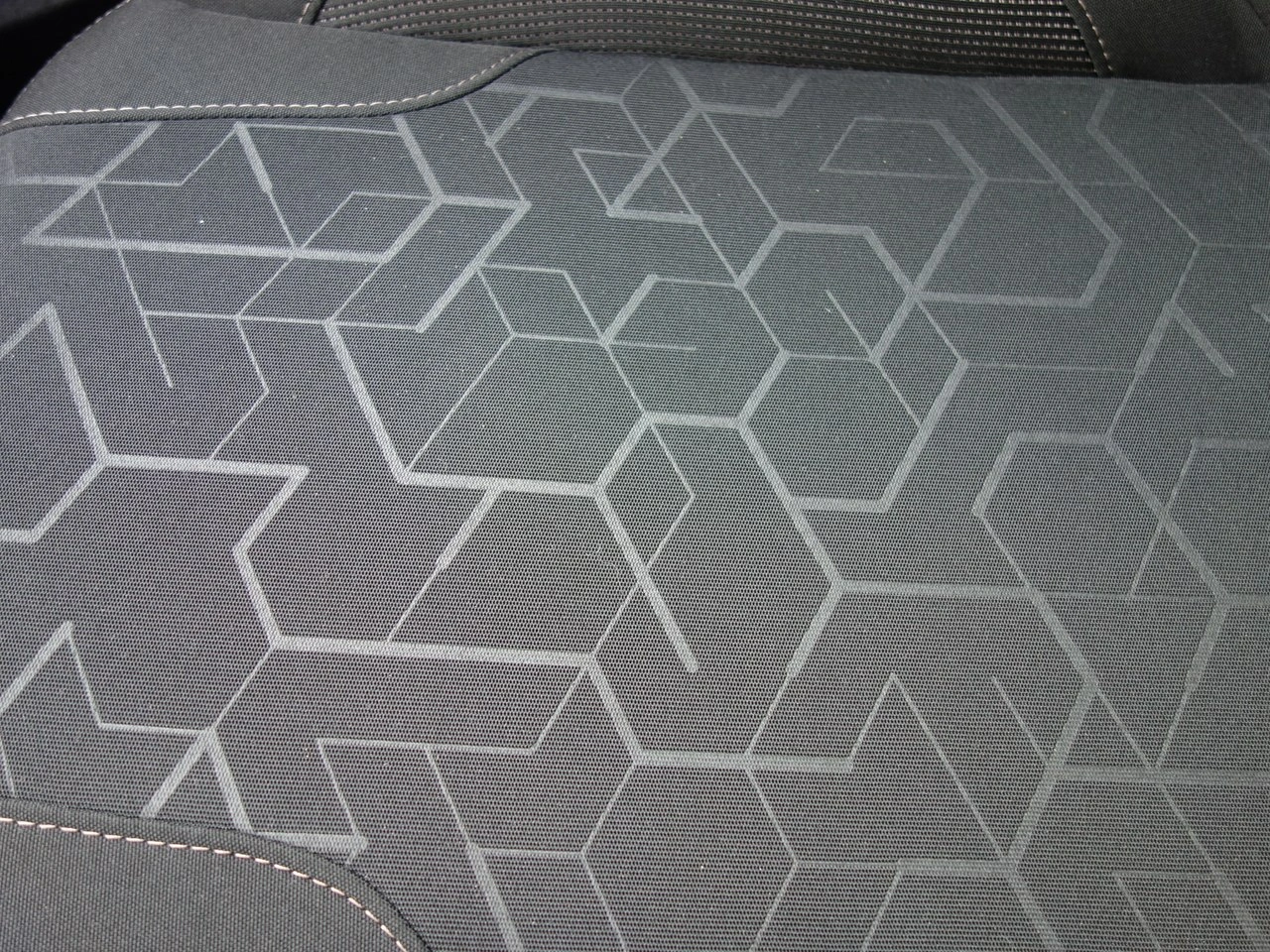 Peugeot 2008 - Zdjęcie 19