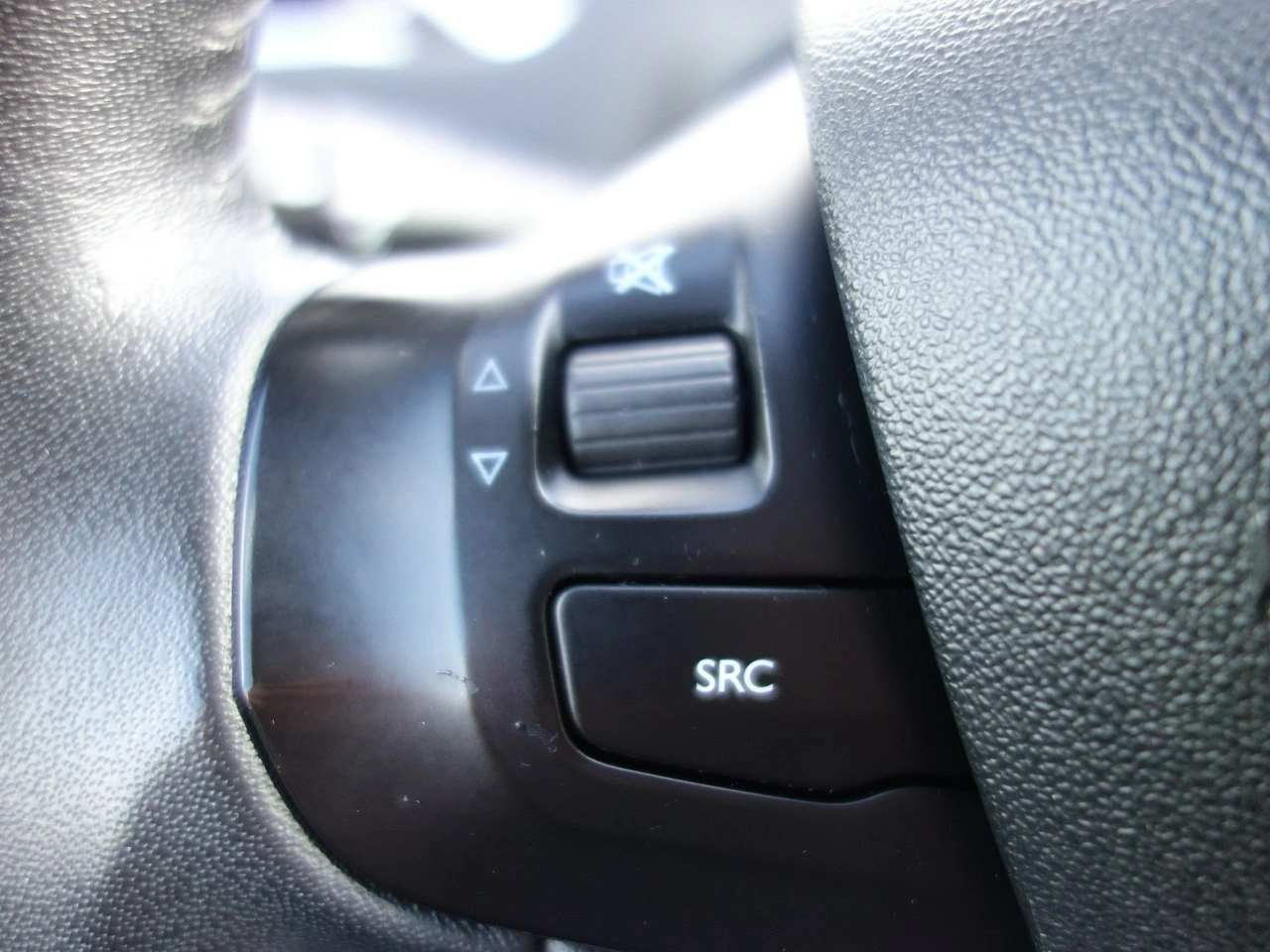 Peugeot 2008 - Zdjęcie 21