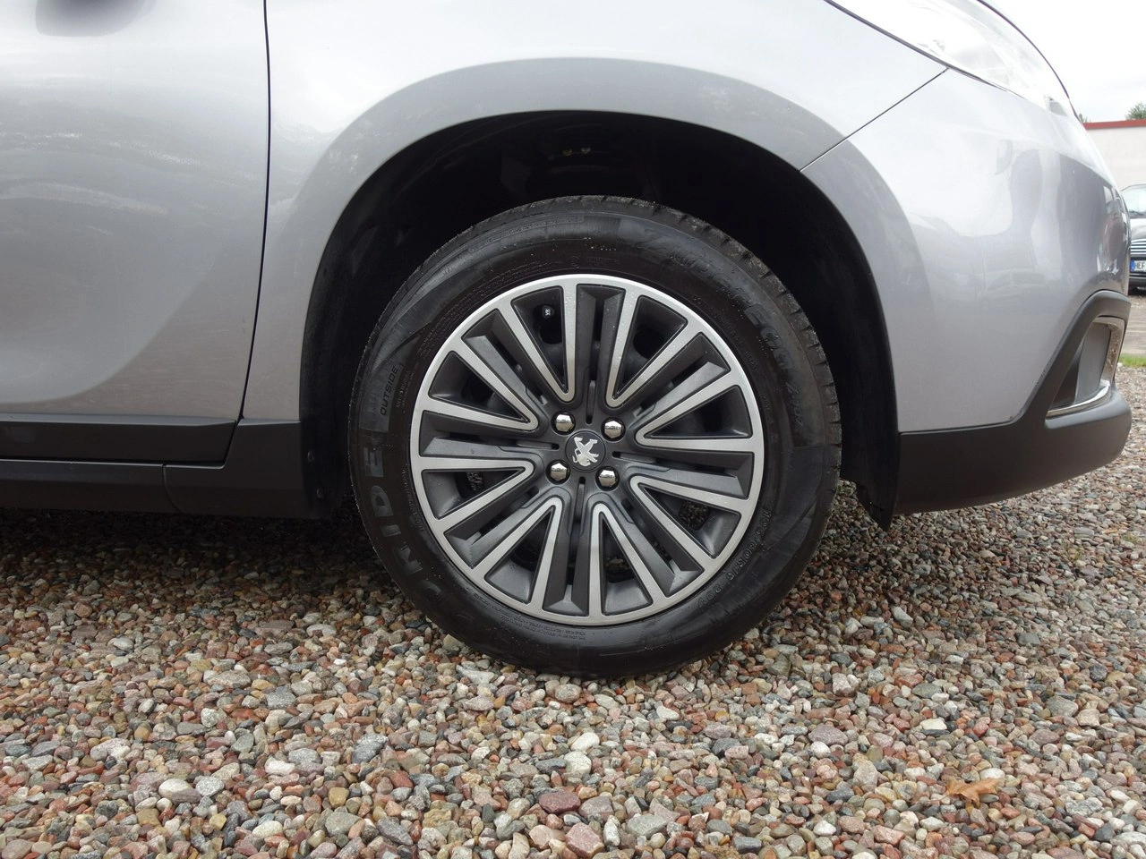 Peugeot 2008 - Zdjęcie 2