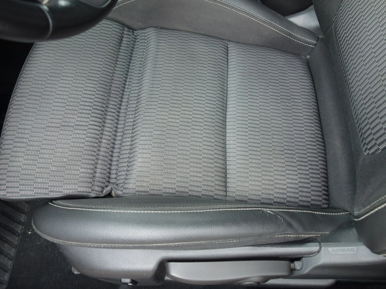 Opel Insignia - Zdjęcie 11