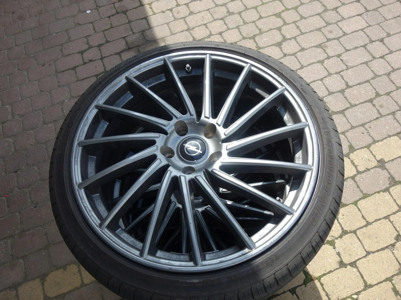 Opel Insignia - Zdjęcie 3