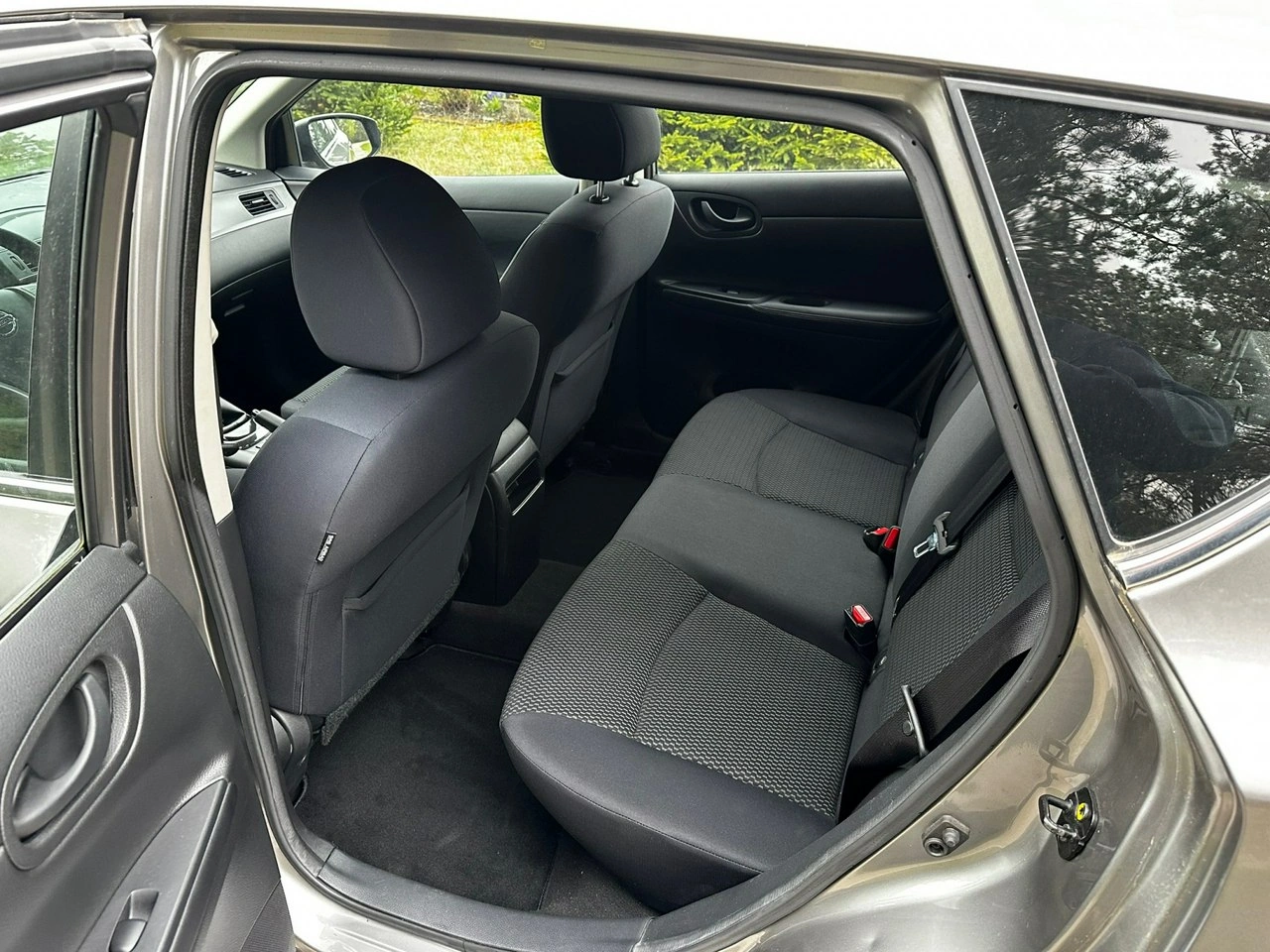 Nissan Pulsar - Zdjęcie 9