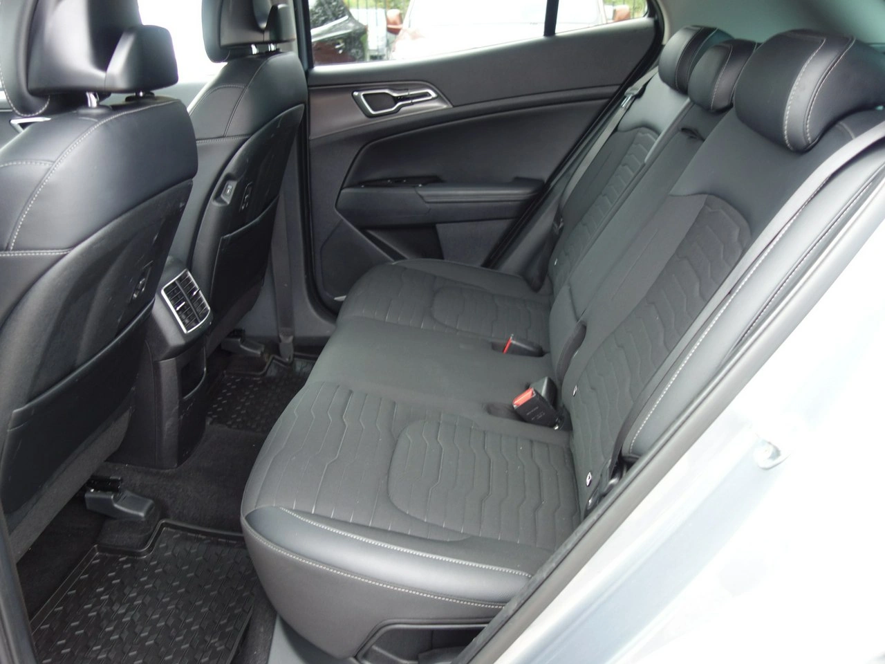 Kia Sportage - Zdjęcie 10