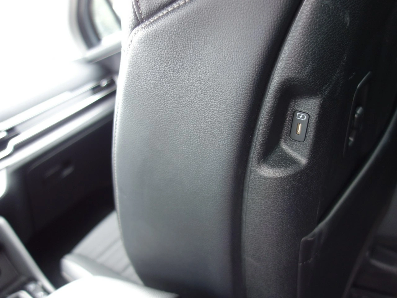 Kia Sportage - Zdjęcie 22