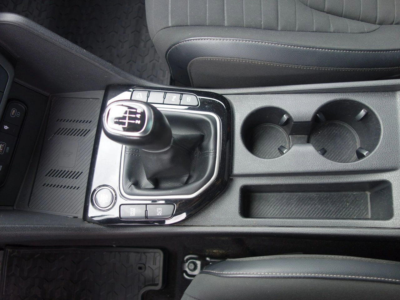 Kia Sportage - Zdjęcie 25