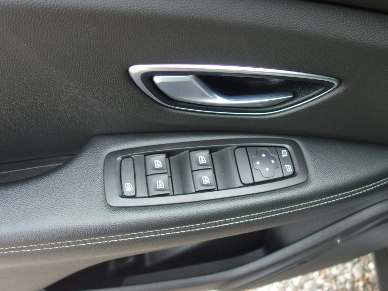 Renault Scenic - Zdjęcie 18