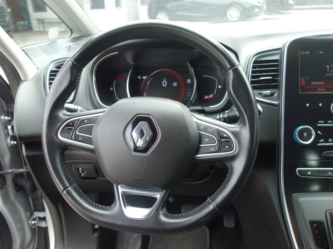 Renault Scenic - Zdjęcie 26