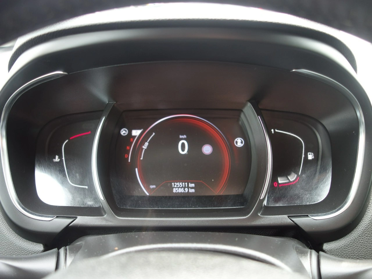 Renault Scenic - Zdjęcie 27