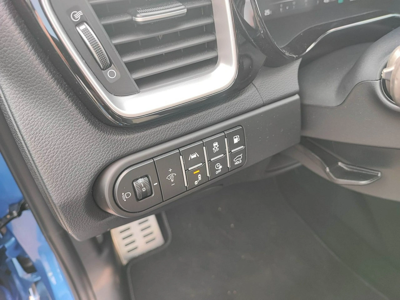 Kia Ceed - Zdjęcie 10