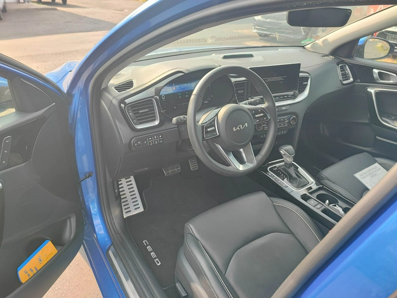 Kia Ceed - Zdjęcie 11