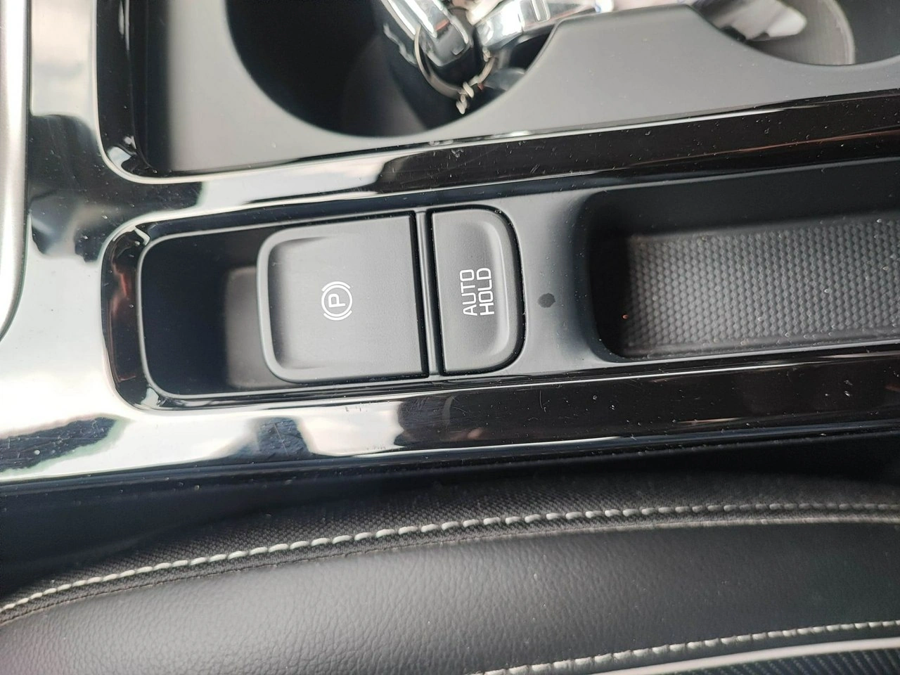 Kia Ceed - Zdjęcie 19