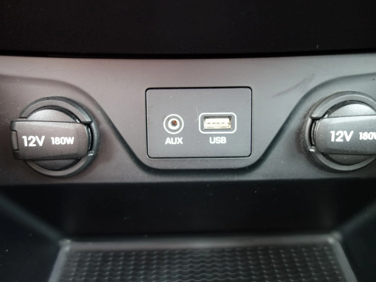 Hyundai Tucson - Zdjęcie 15