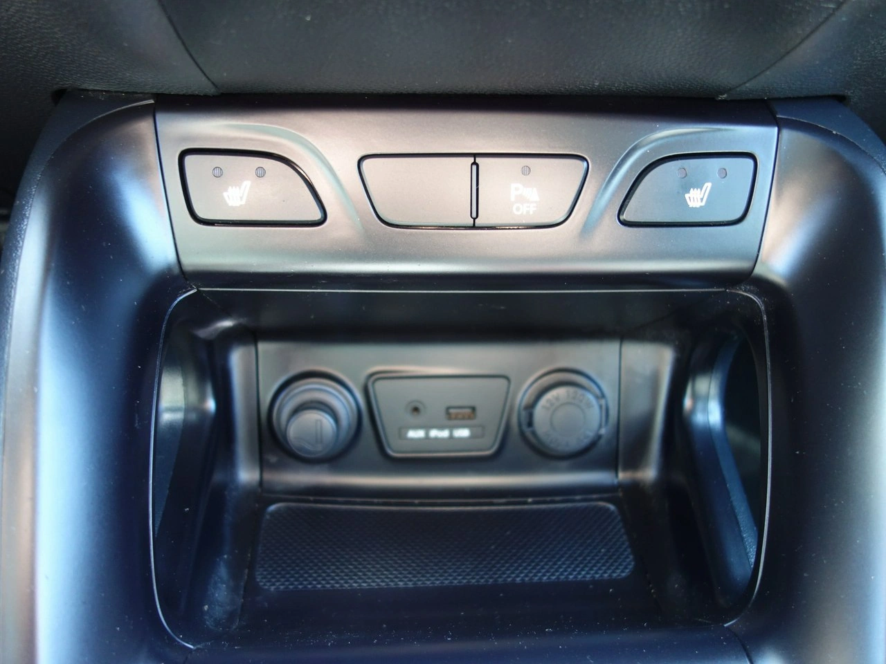 Hyundai ix35 - Zdjęcie 22