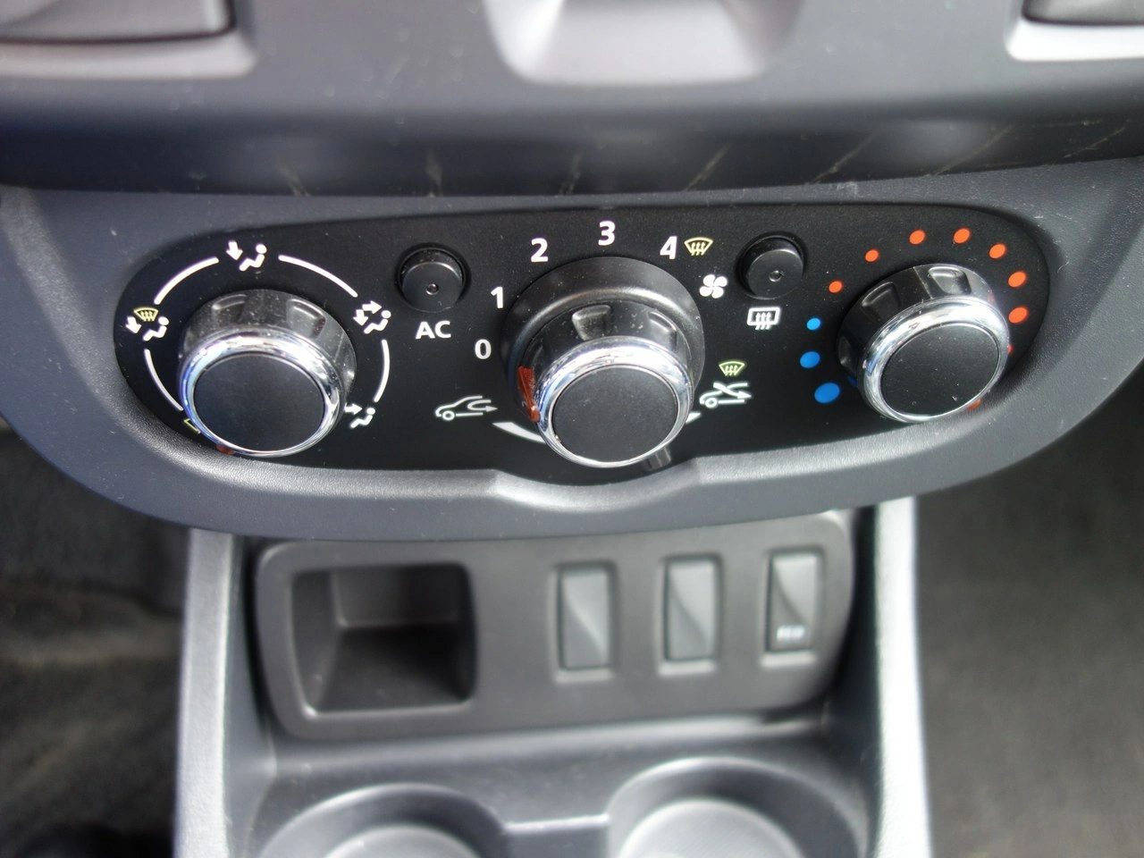 Dacia Duster - Zdjęcie 16