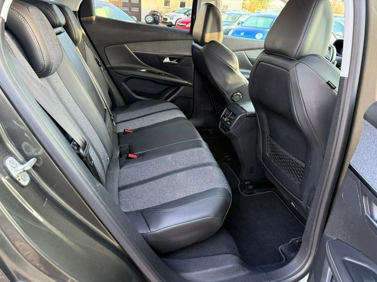 Peugeot 3008 - Zdjęcie 19