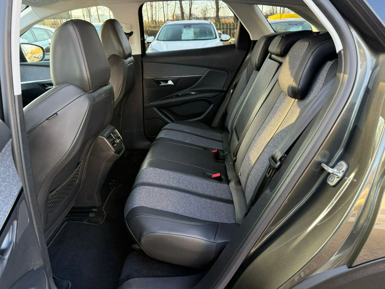 Peugeot 3008 - Zdjęcie 20