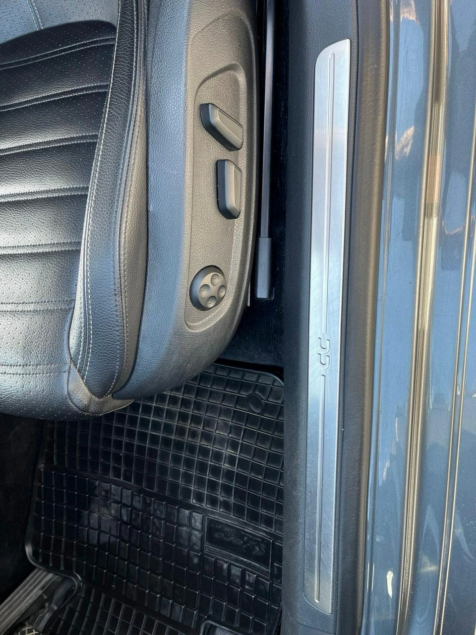 Volkswagen CC - Zdjęcie 21