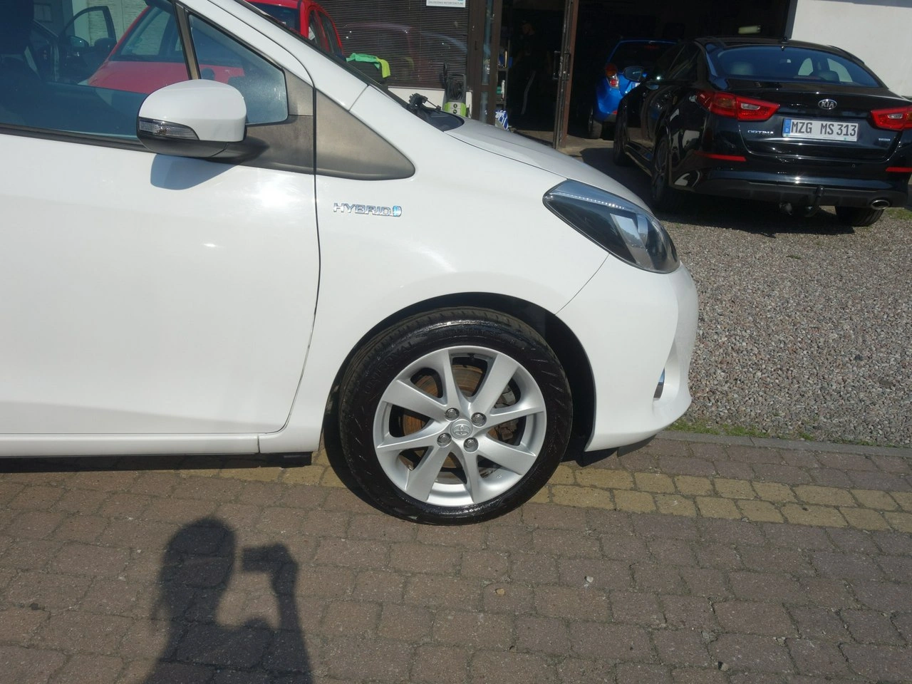 Toyota Yaris - Zdjęcie 2