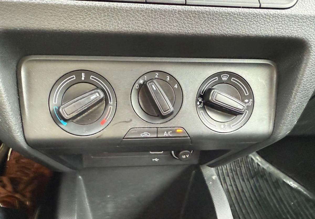 Skoda Fabia - Zdjęcie 18