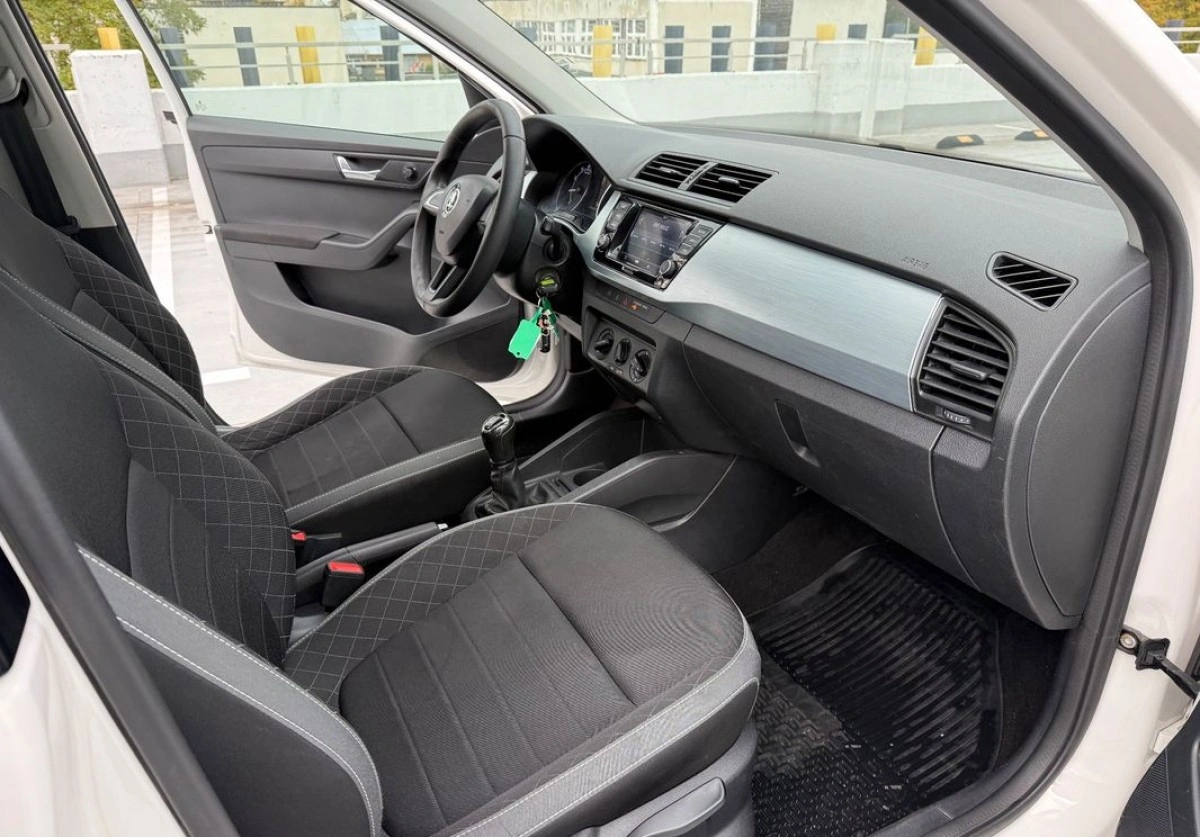 Skoda Fabia - Zdjęcie 23