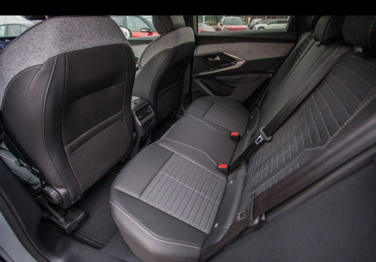 Peugeot 3008 - Zdjęcie 9