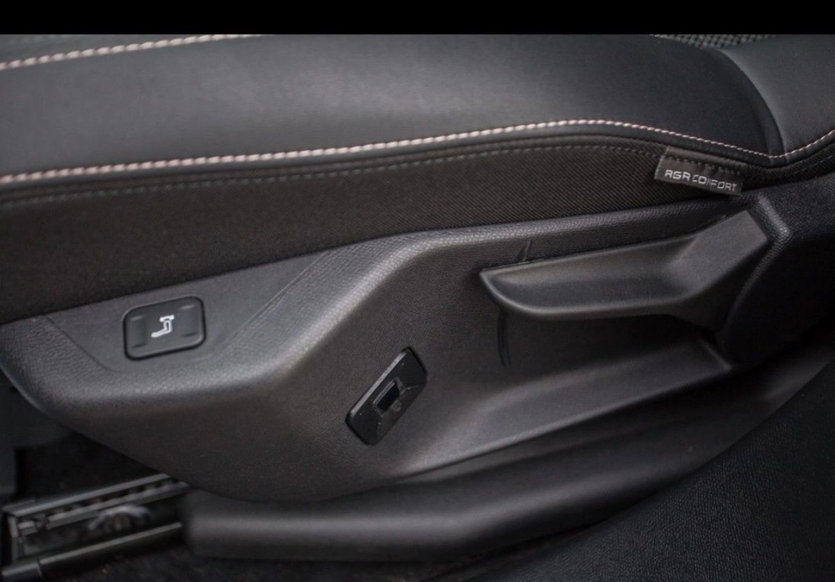 Peugeot 3008 - Zdjęcie 14