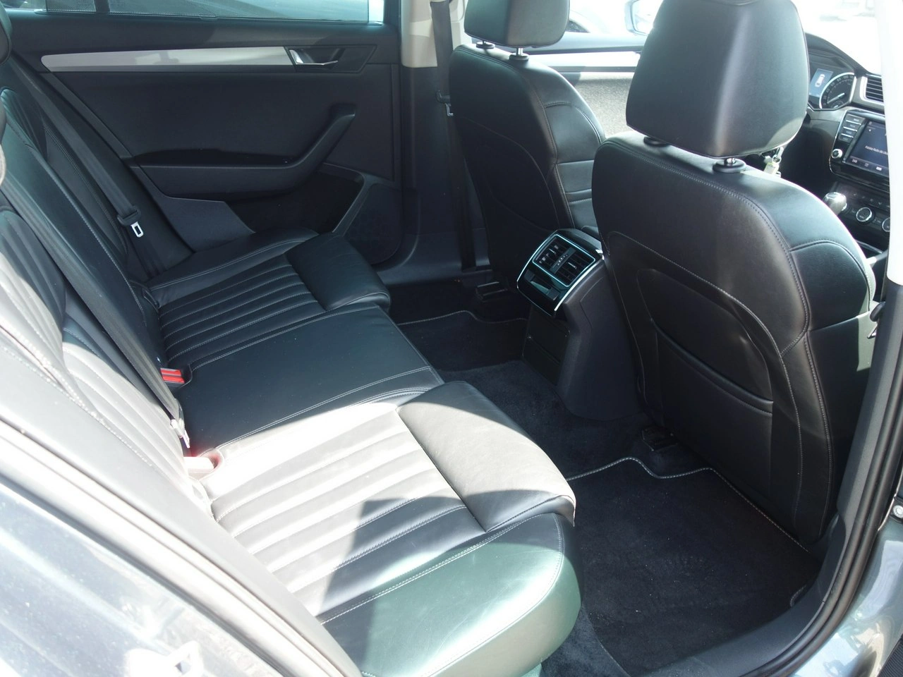 Skoda Superb - Zdjęcie 9