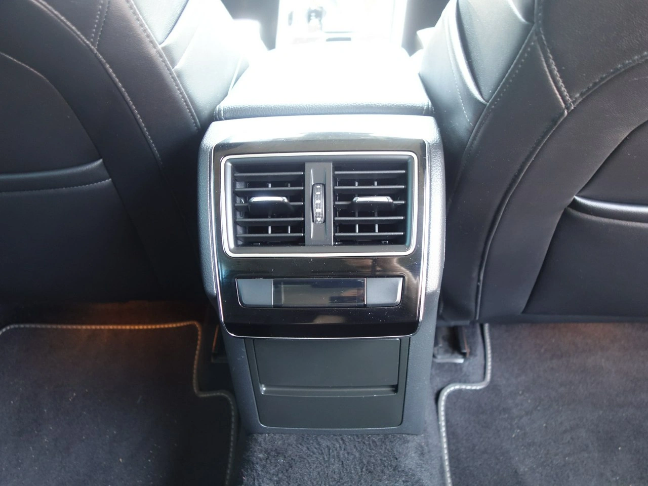 Skoda Superb - Zdjęcie 12