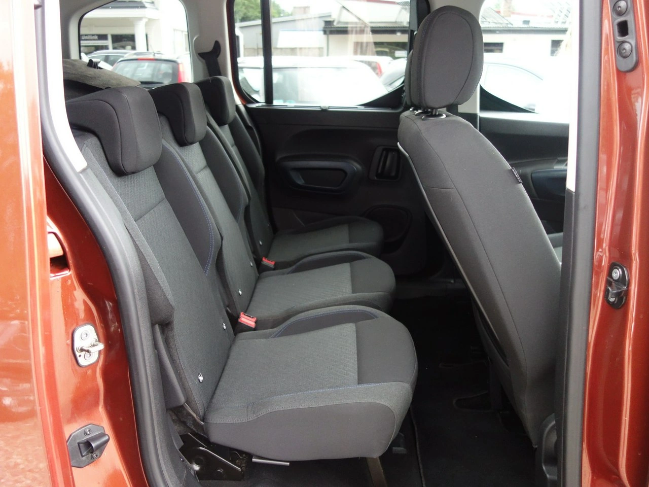 Peugeot Rifter - Zdjęcie 10