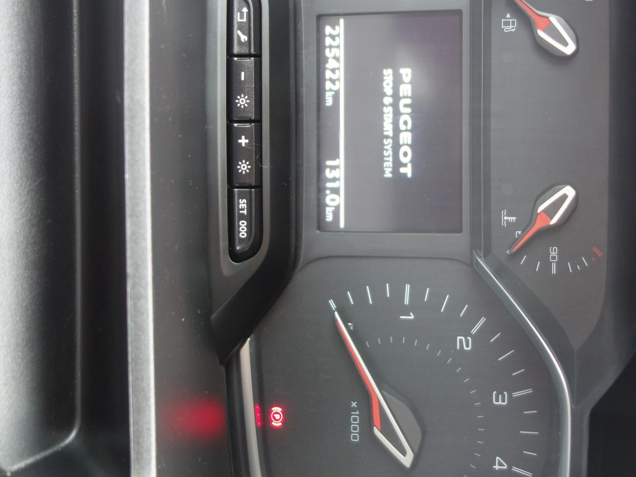 Peugeot Rifter - Zdjęcie 23