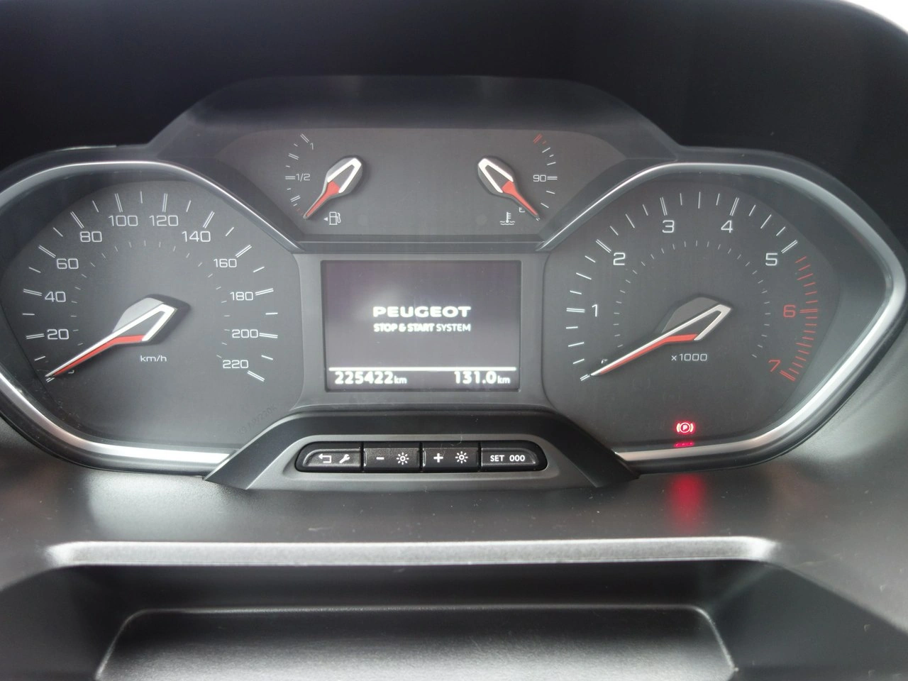 Peugeot Rifter - Zdjęcie 24