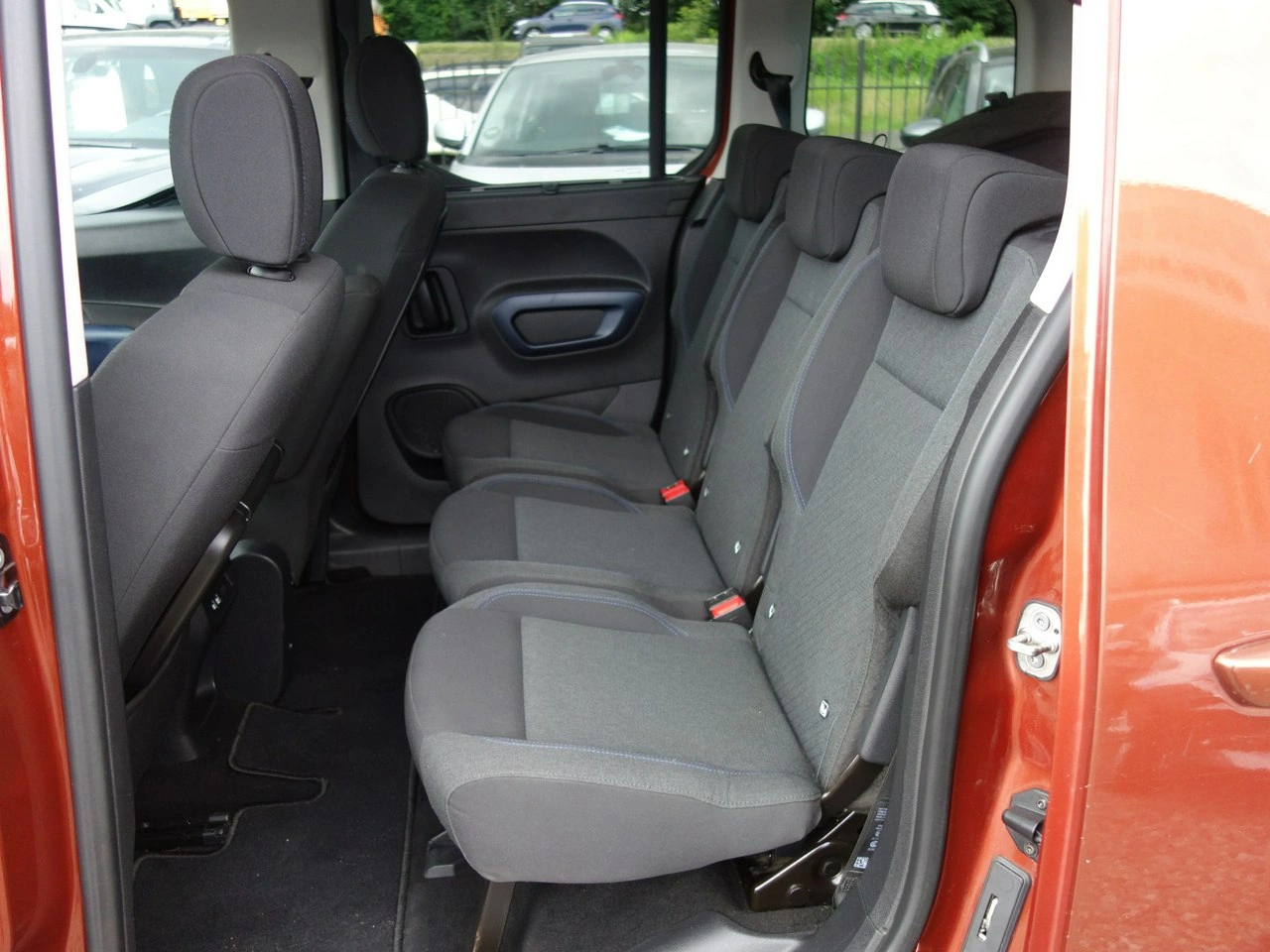 Peugeot Rifter - Zdjęcie 8