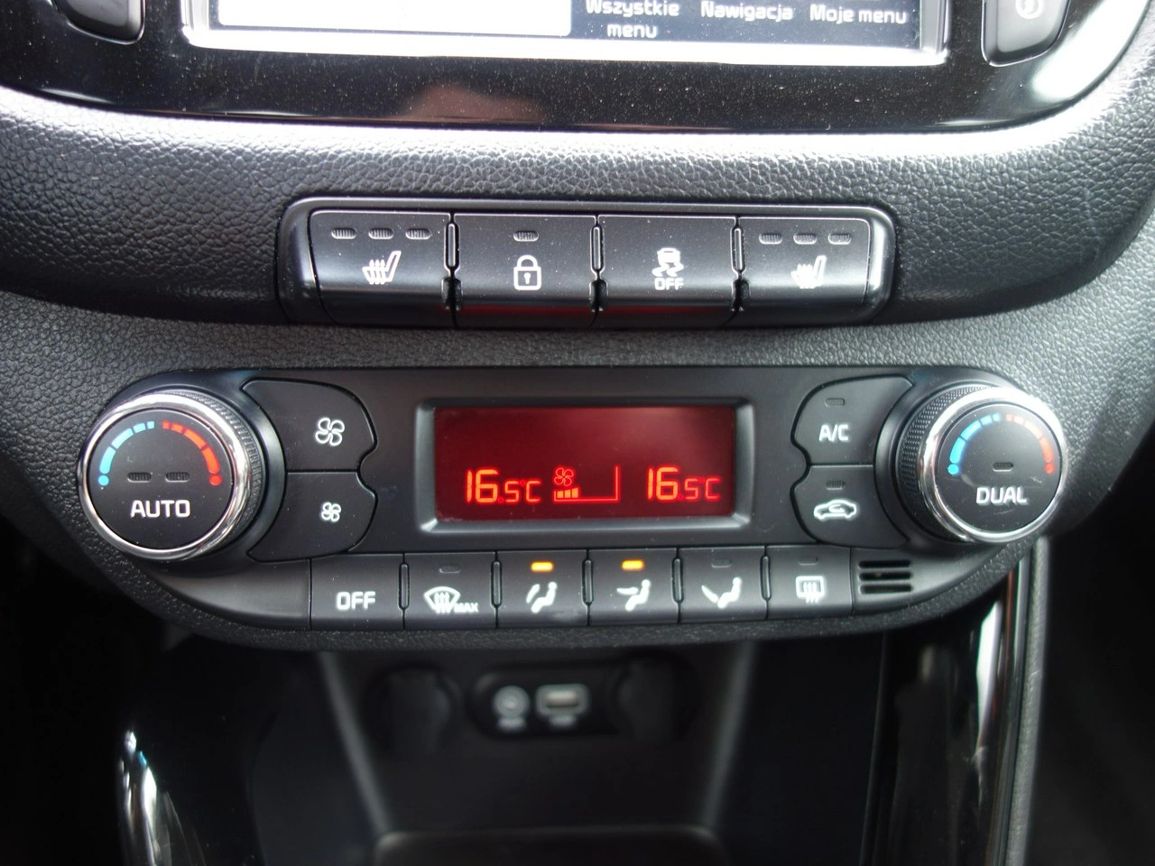 Kia Ceed - Zdjęcie 24