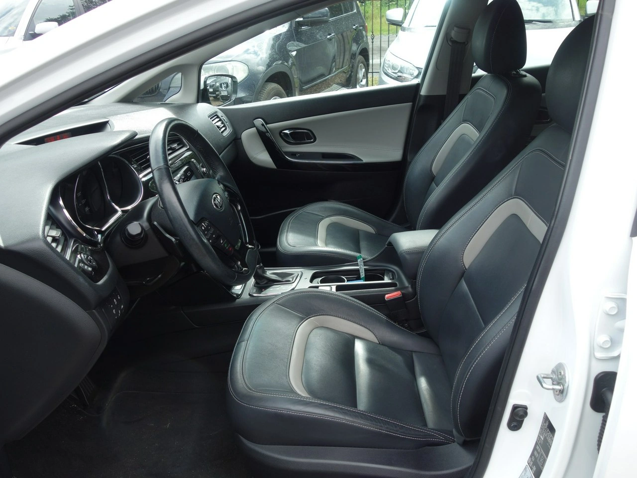 Kia Ceed - Zdjęcie 6