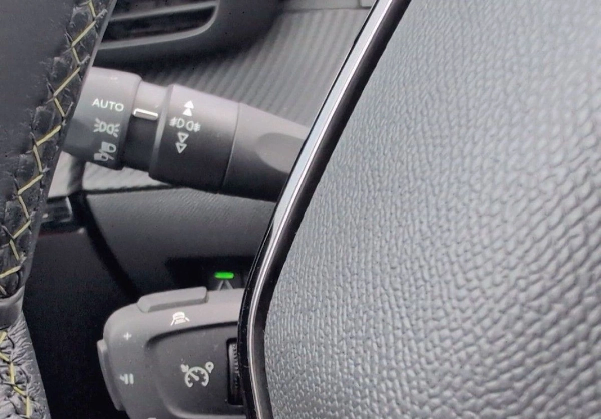 Peugeot 2008 - Zdjęcie 27