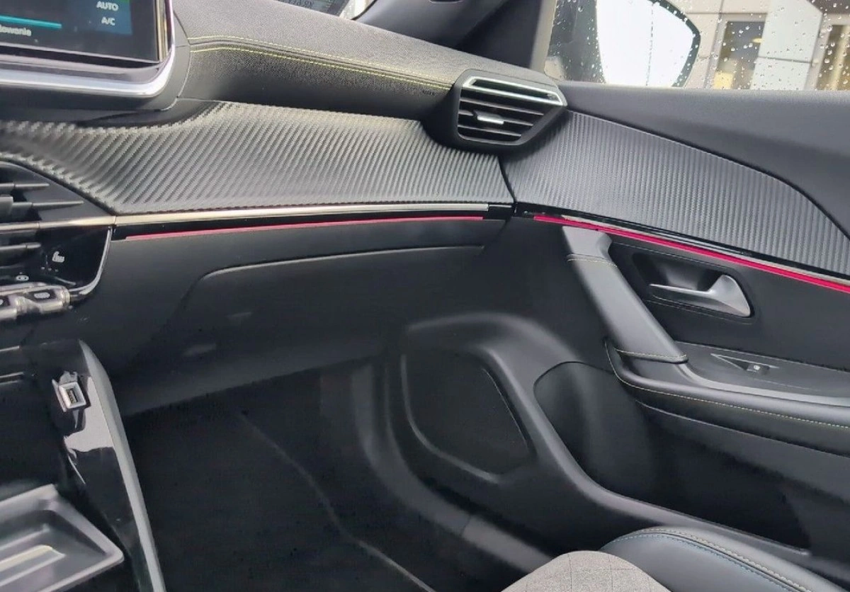 Peugeot 2008 - Zdjęcie 28