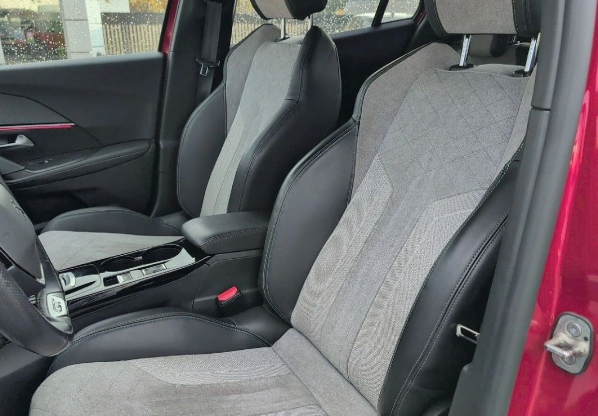 Peugeot 2008 - Zdjęcie 29