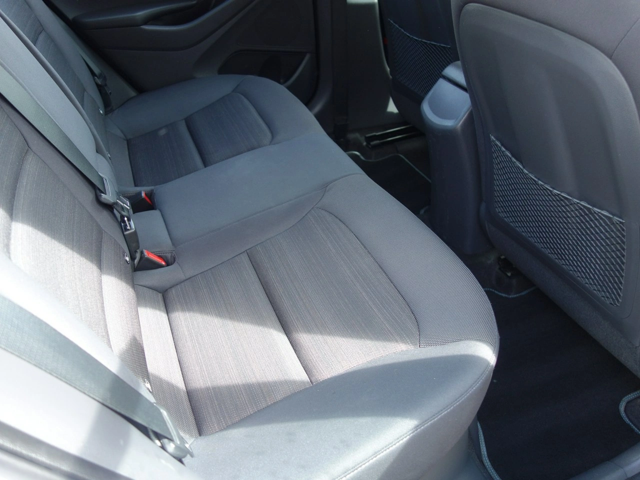 Hyundai IONIQ - Zdjęcie 4