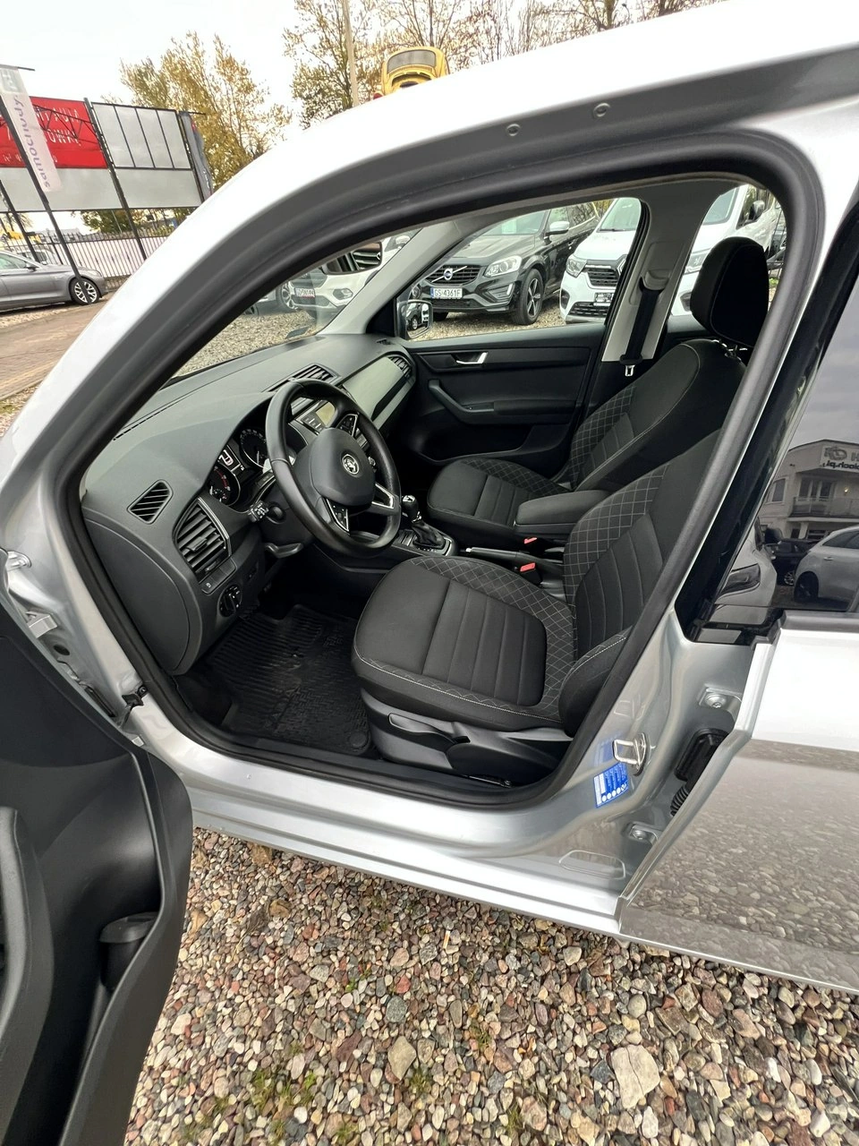 Skoda Fabia - Zdjęcie 9