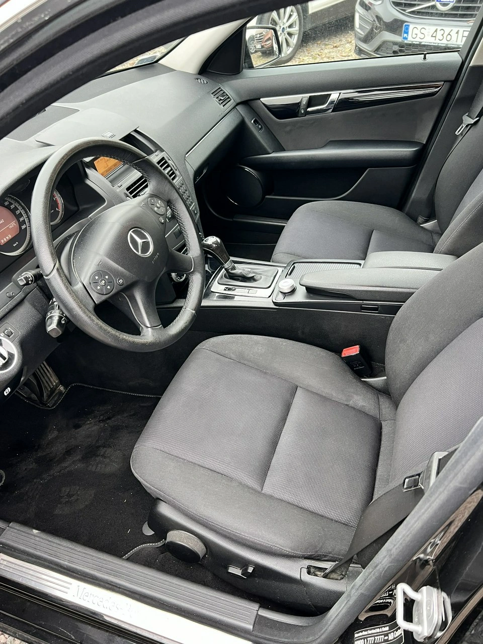 Mercedes C 200 - Zdjęcie 9