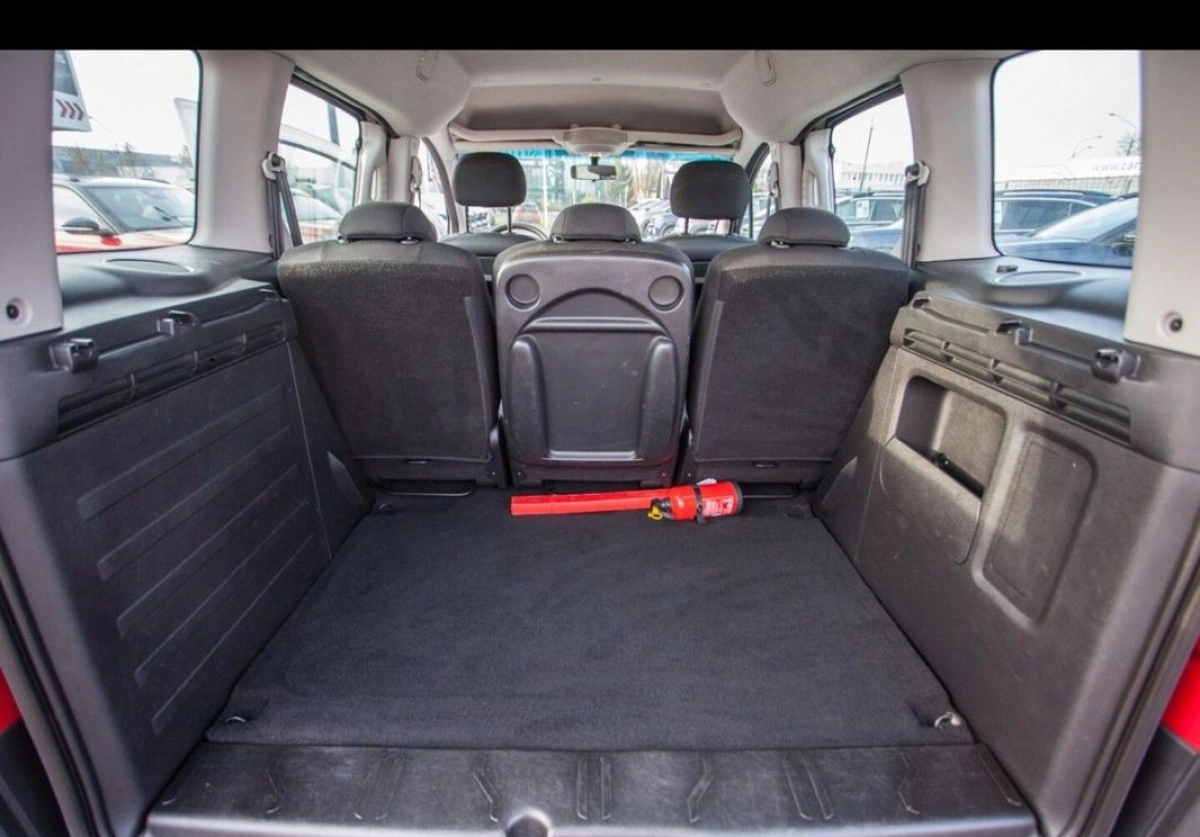 Peugeot Partner - Zdjęcie 12