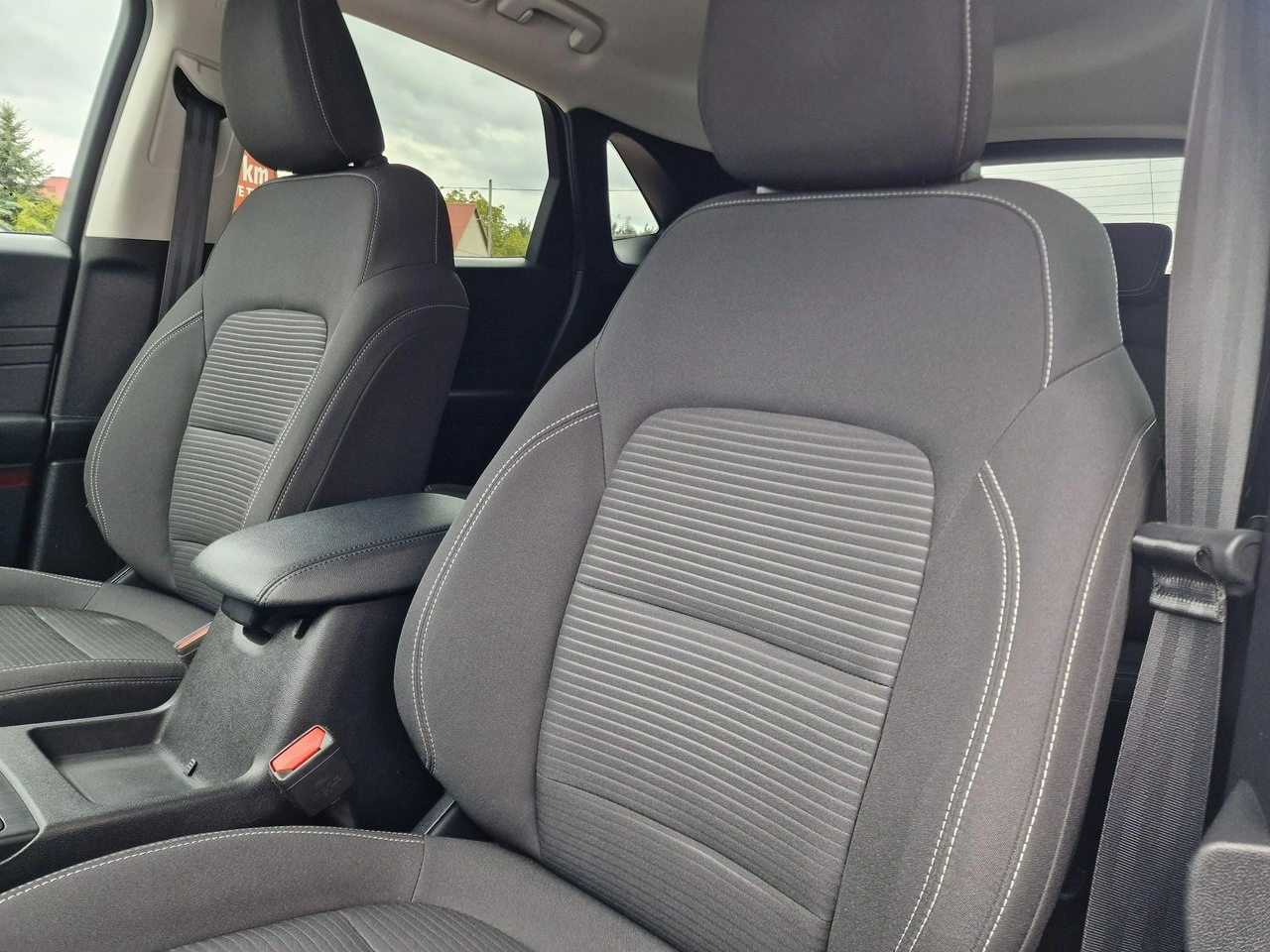 Ford Kuga - Zdjęcie 13