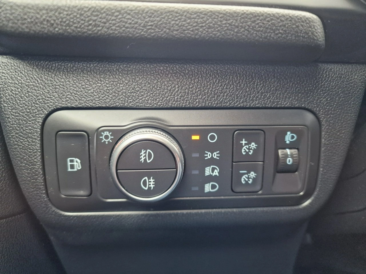 Ford Kuga - Zdjęcie 29