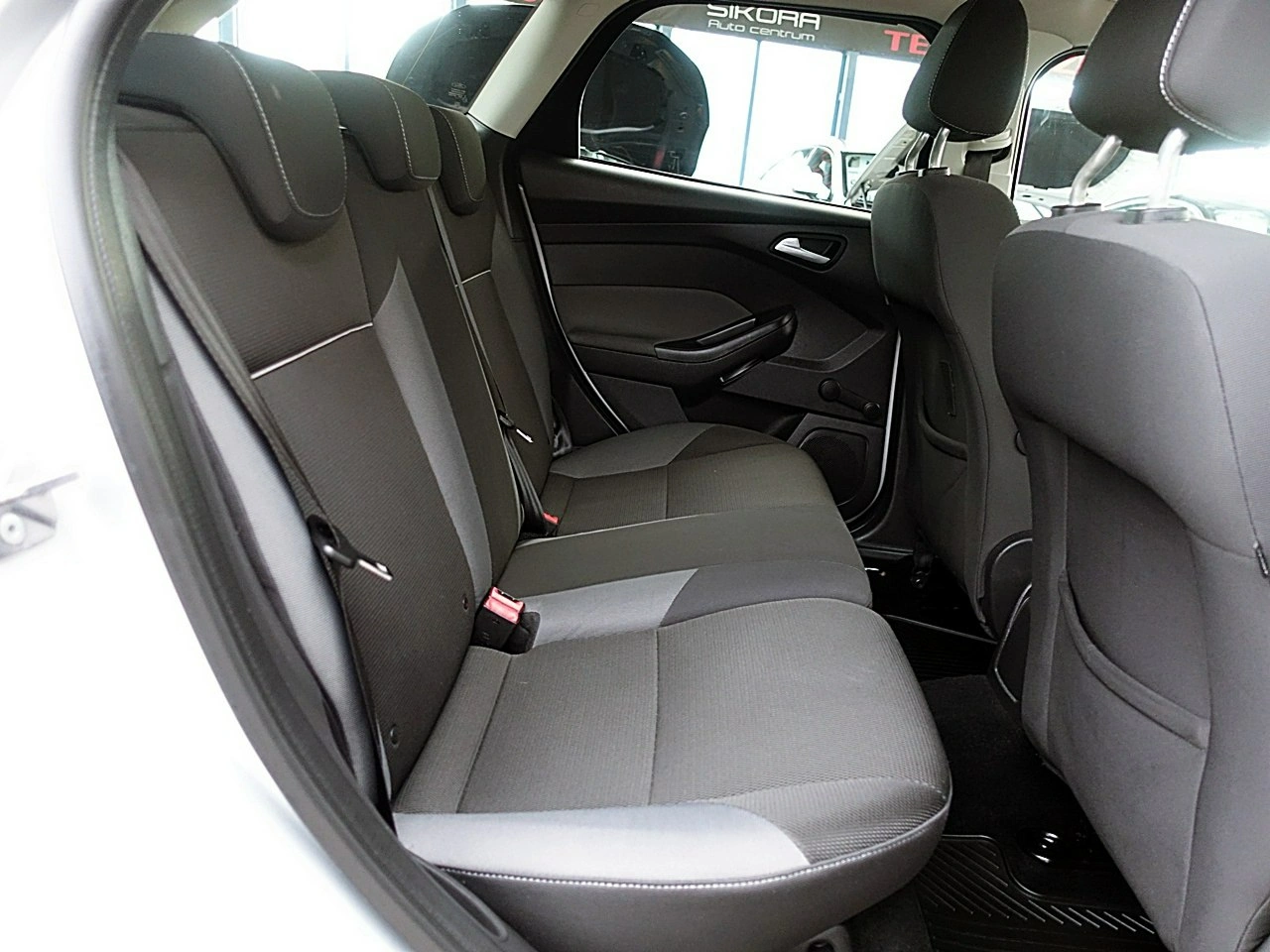 Ford Focus - Zdjęcie 11