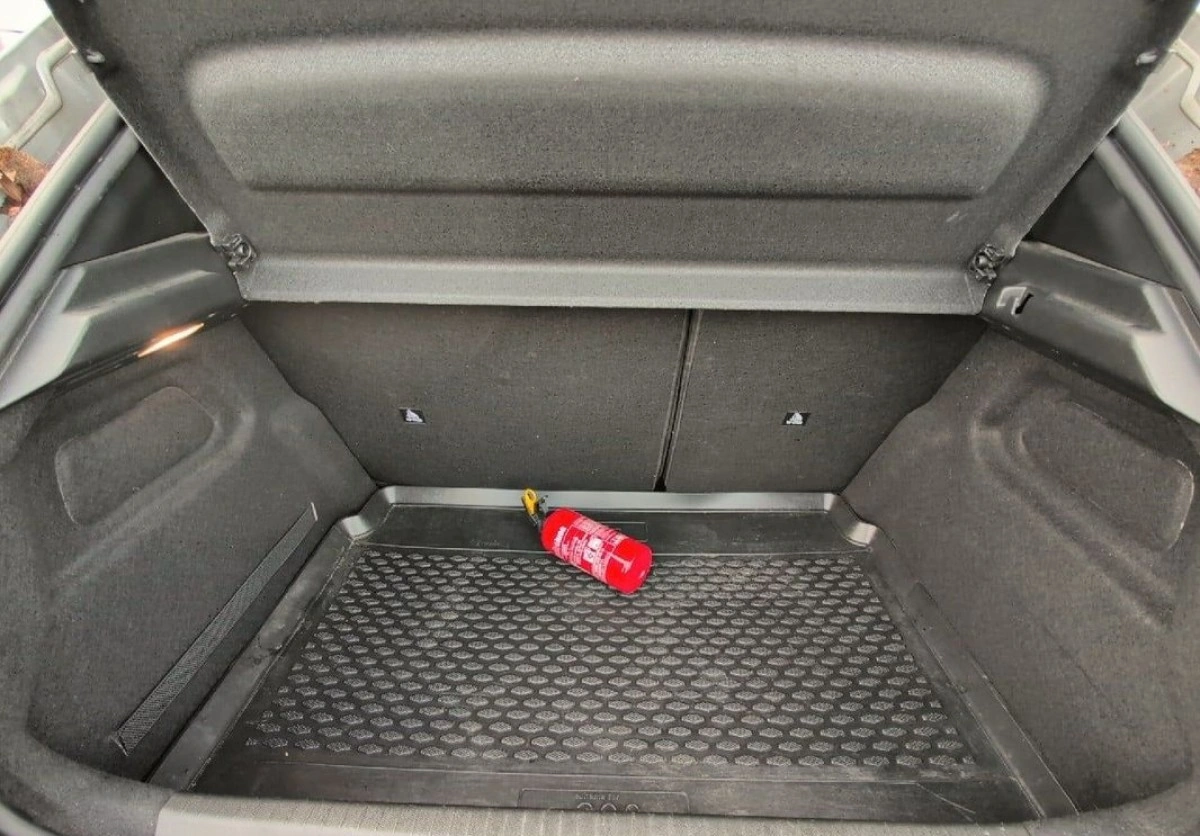 Peugeot 208 - Zdjęcie 6