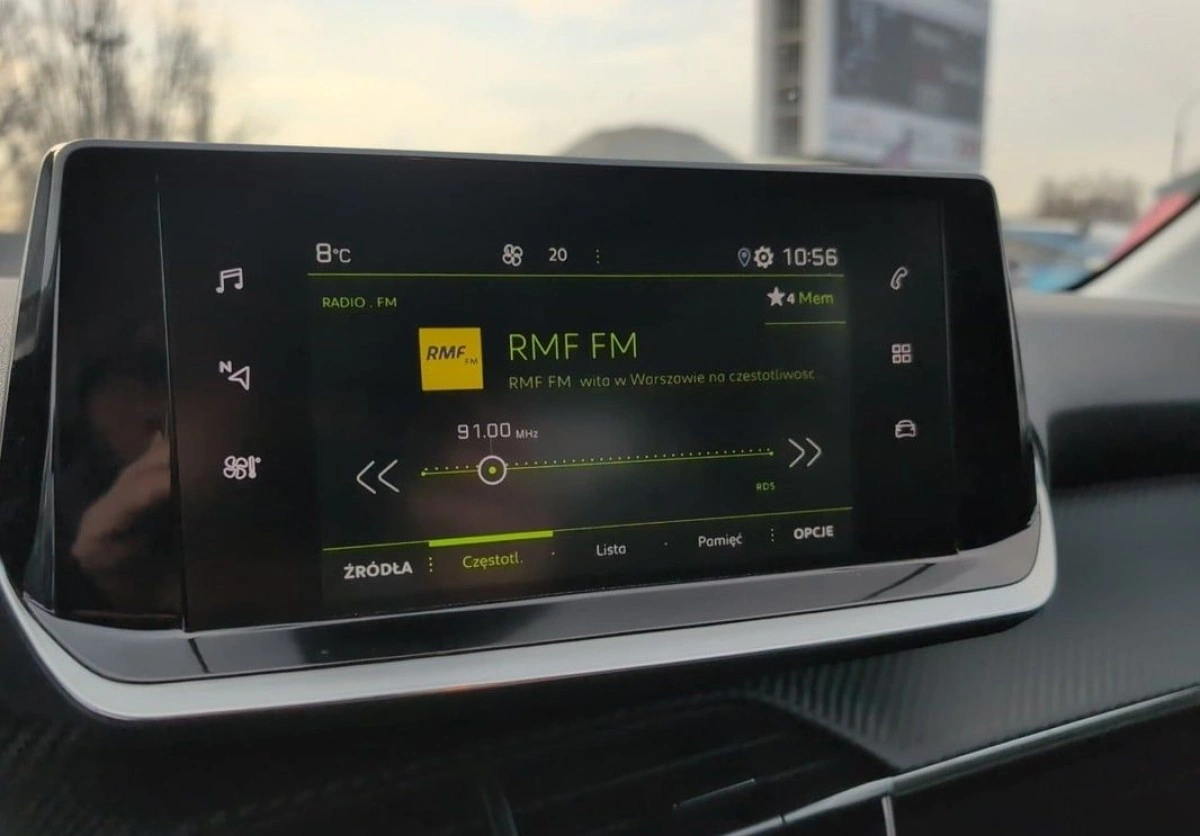 Peugeot 208 - Zdjęcie 19