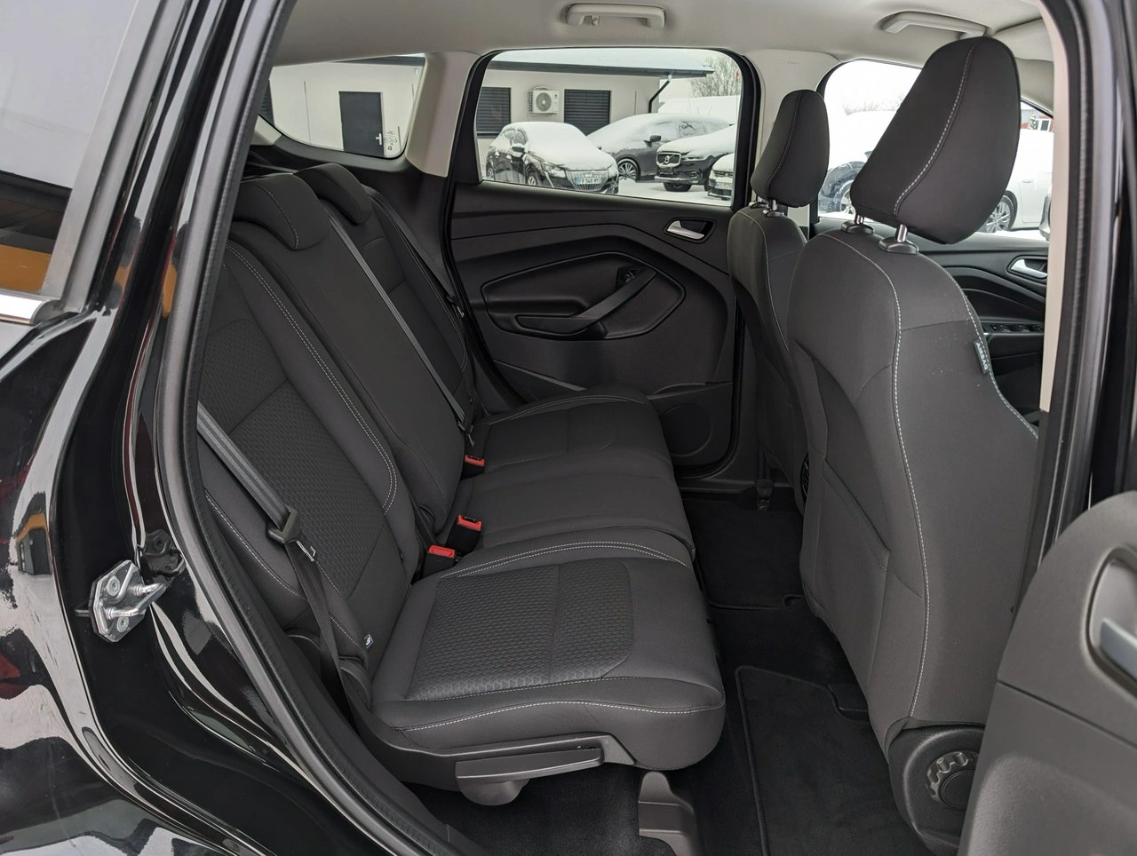 Ford Kuga - Zdjęcie 21