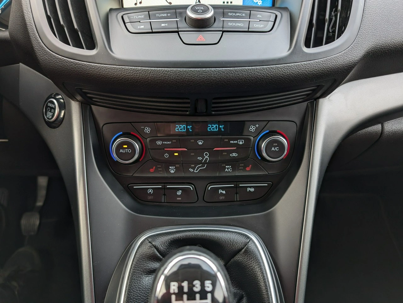 Ford Kuga - Zdjęcie 34