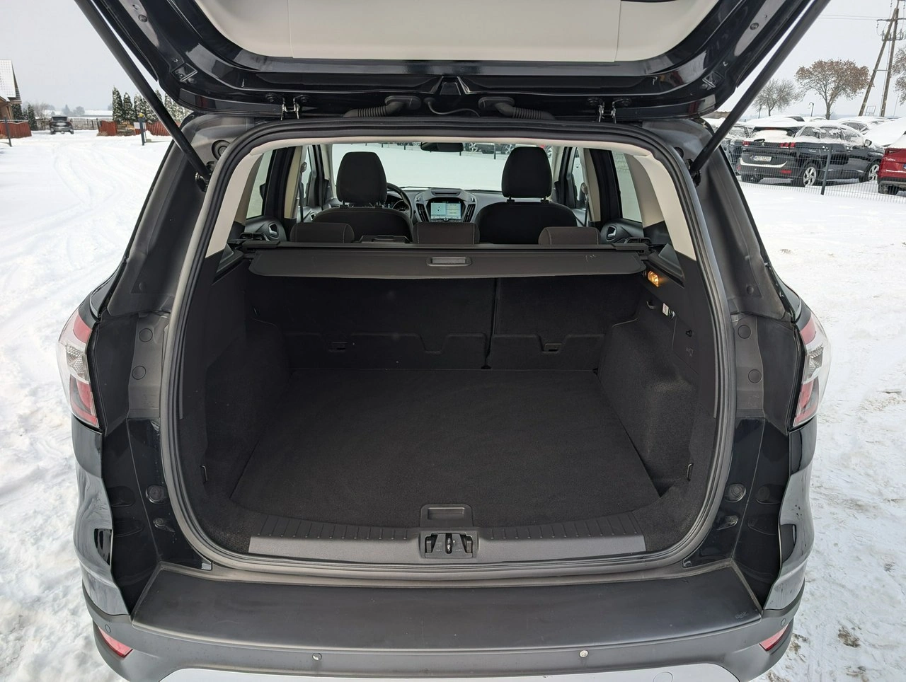 Ford Kuga - Zdjęcie 38